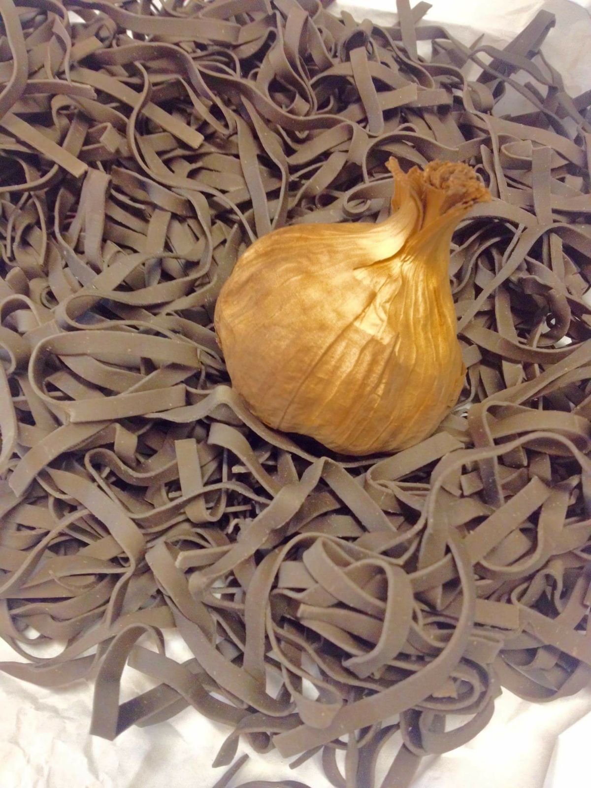 The Top Health Benefits of Black Garlic Powder